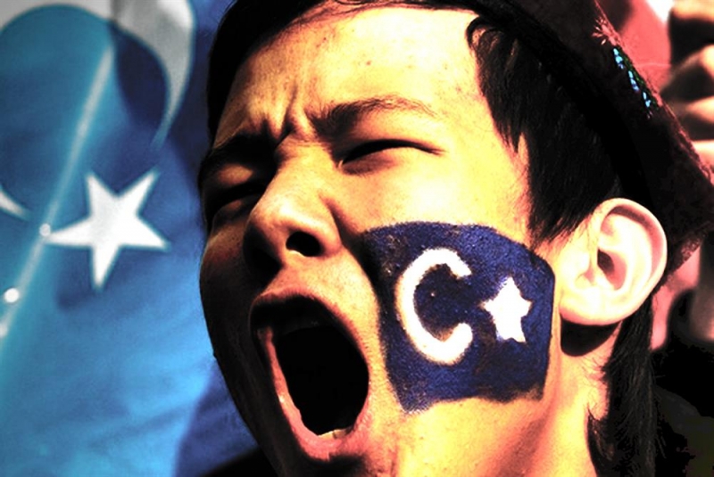 Çin’in Uygur zulmü yasalaştı