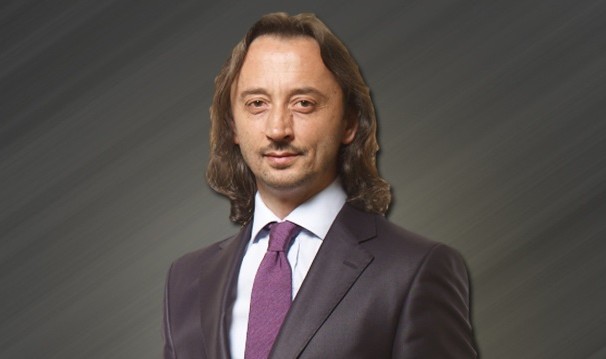 İbrahim Karagül kimdir?