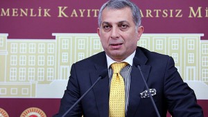 Metin Külünk kimdir?