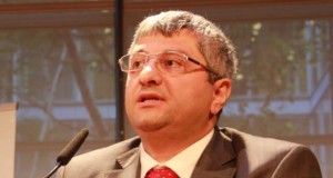 Gülenist’s dilemma: pro at home, con abroad (video)