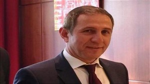 Köksal Kuş kimdir?