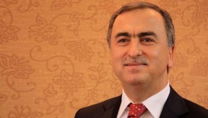 Reşat Petek kimdir?