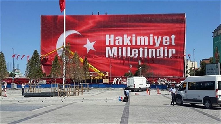 Temel tema bayrakla birlikte ‘Hakimiyet Milletindir’ olacak