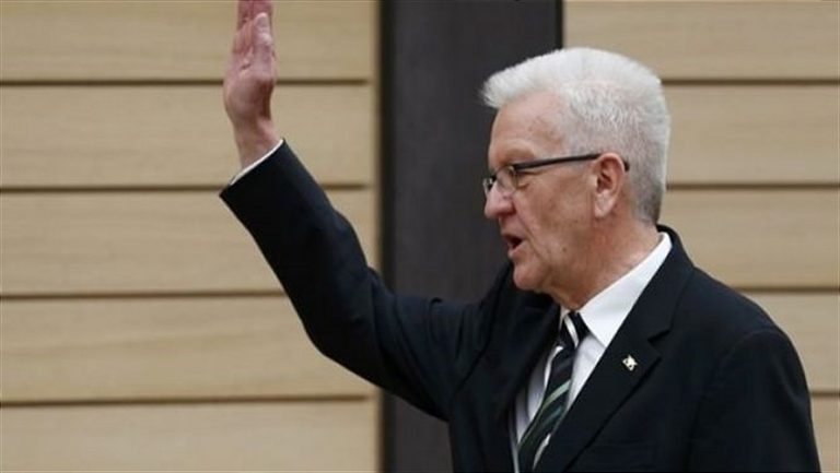 Kretschmann’dan FETÖ’ye açık destek
