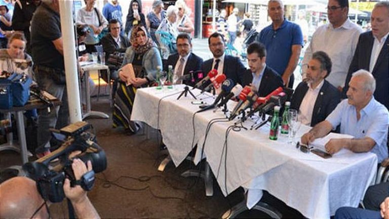 Türk derneklerine denetim tehdidi