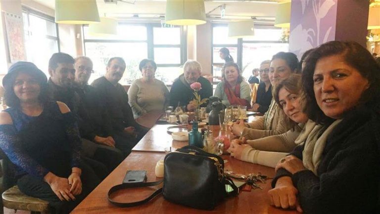 Hollanda Referandumda Hayır Platformu gelecek faaliyetleri planladı ve terör örgütlerine karşı tabanı uyardı