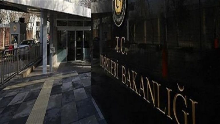İsveç’te Türk Büyükelçiliğine çirkin saldırı