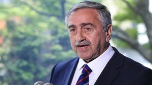 Mustafa Akıncı kimdir?