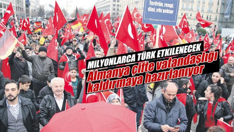 Almanya çifte vatandaşlığı kaldırmaya hazırlanıyor