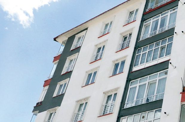 Bu apartmanda oturan ya milletvekili oluyor ya da il başkanı