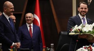 Hazine ve Maliye Bakanlığında Berat Albayrak görevi devraldı