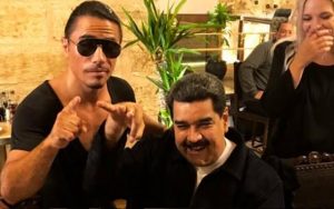 Venezuela Başkanı Maduro Nusret’te yemek yedi ülkesi karıştı