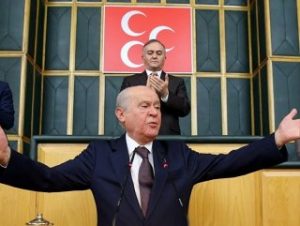 Bahçeli: Kılıçdaroğlu yine yaş tahtaya bastı