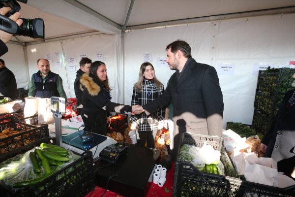 Bakan Albayrak tanzim satış noktasını ziyaret etti