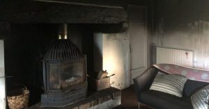 Evi kundaklanan Fransa Meclis Başkanı: Endişeliyim