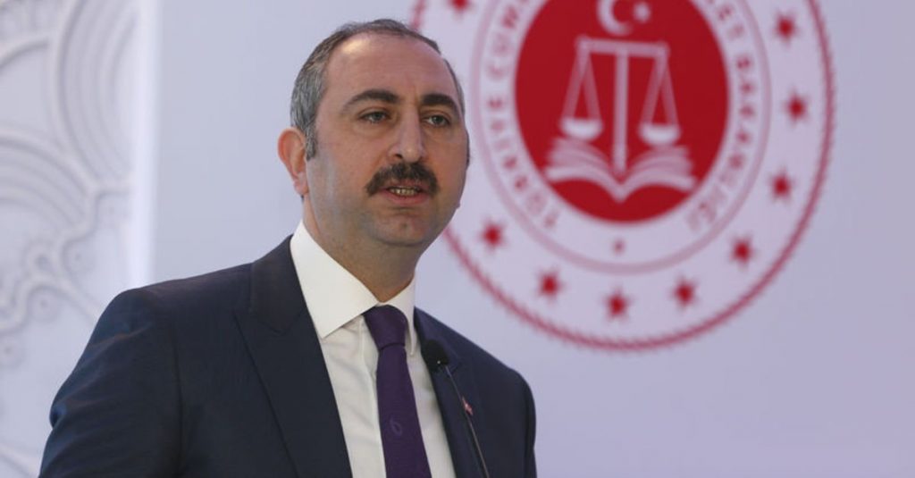 Gül: FETÖ elebaşının iadesi için arkadaşlarımız ABD’de