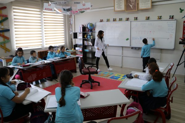 Rize'de öğrencilere evlerini aratmayan farklı okul 