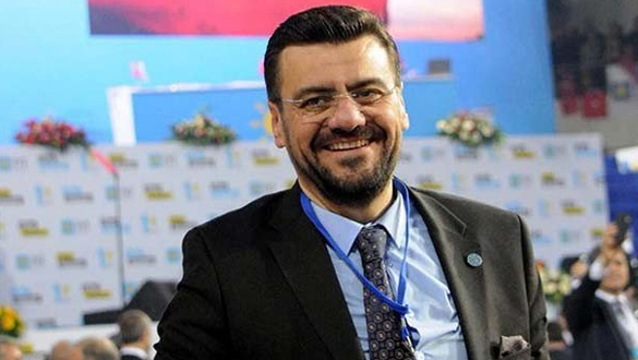 Tamer Akkal AK Parti’ye geçiyor