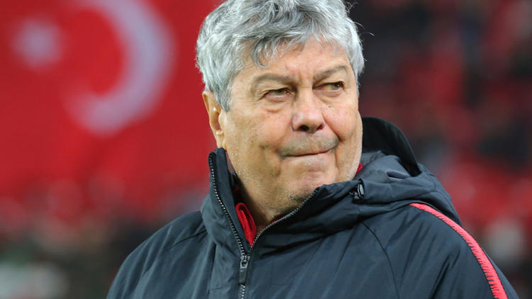 TFF Lucescu ile yollarını ayırdı