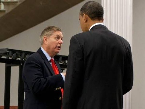 ABD Senatörü Rus telefon şakacıları tarafından kandırıldı