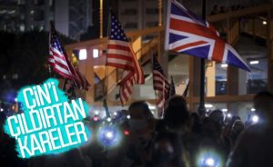 Hong Kong’ta ışıklı protesto