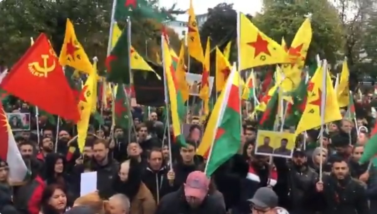 Köln'de PKK'lılar eylem yaptı