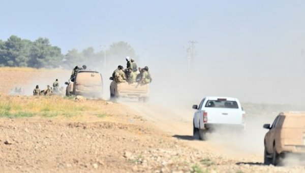 Suriye Dışişleri'nden YPG'ye: Kullanılıp atıldınız