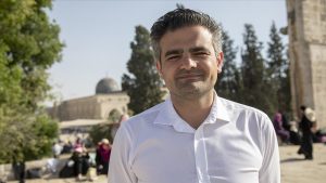 Hollanda’da milletvekili Tunahan Kuzu: Her seçimde Türkler, Türkiye, Müslümanlar ve İslam üzerinden siyaset yapılıyor