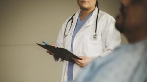 20 bin sözleşmeli sağlık personeli alım ilanı Resmi Gazete’de