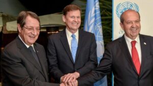 Il rappresentante speciale dell’ONU a Cipro ospita un ricevimento