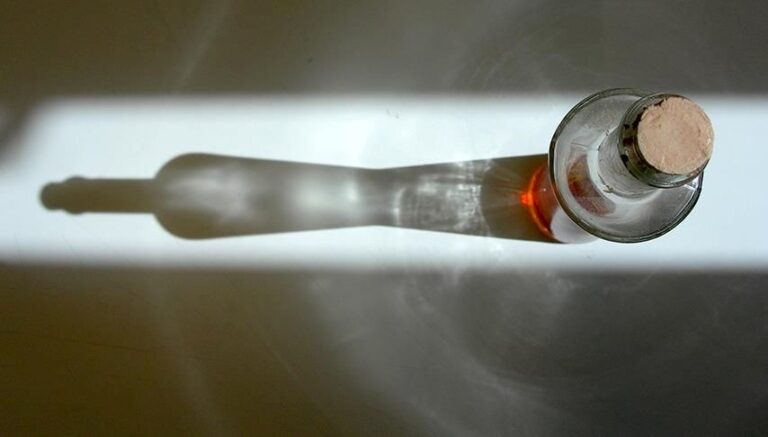 Sahte içkiden can kaybı 23’e yükseldi