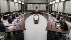 Kabine Beştepede toplandı