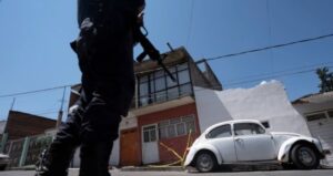 Meksika’da horoz dövüşü yaptırılan alandakilere yönelik silahlı saldırıda 19 kişi öldü