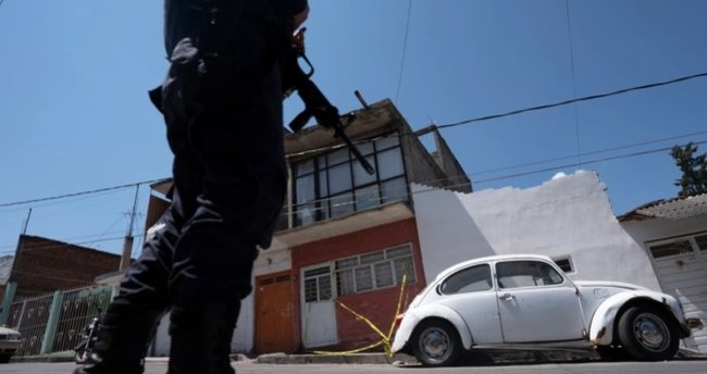 Meksika’da horoz dövüşü yaptırılan alandakilere yönelik silahlı saldırıda 19 kişi öldü