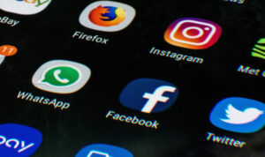 Rusya’da Instagram yasaklandı