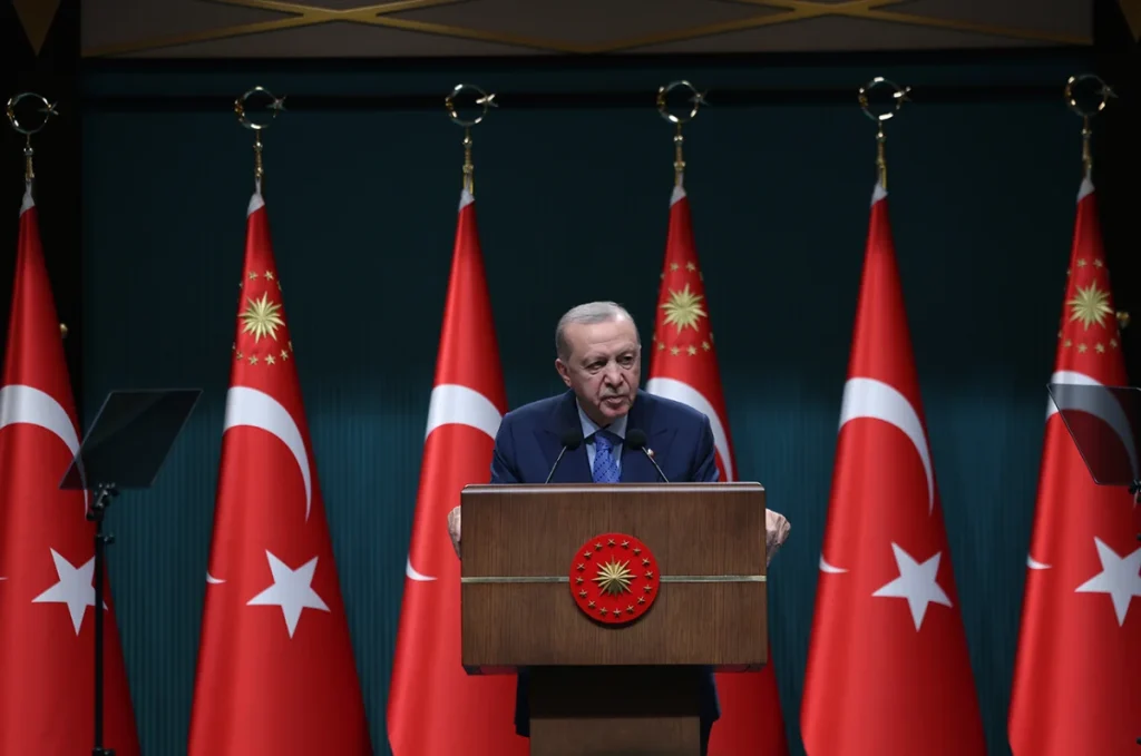 Cumhurbaşkanı Erdoğan: "Türkiye, kendisine operasyon çekilmesine müsaade etmez"