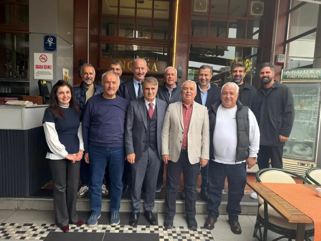 Futbolun kralları Şenol Güneş ve Aziz Yıldırım görüştü!